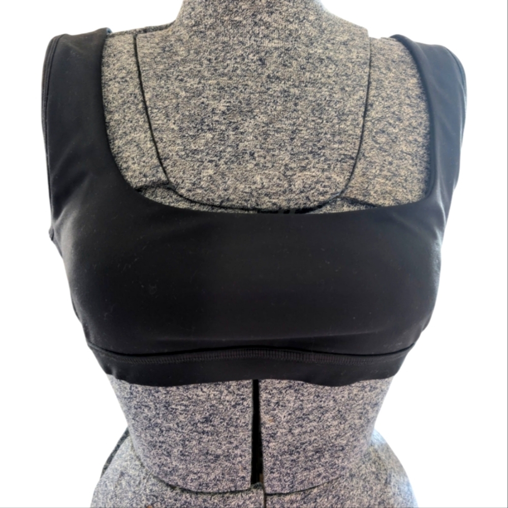NWT Blogilates for Target Crisscross Sports Bra Black Small